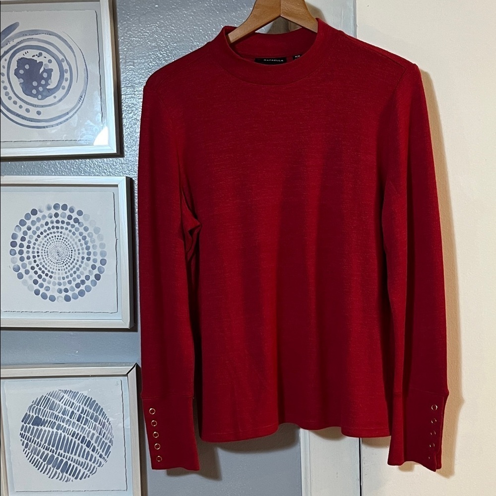 Rafaella Women’s Size M Burgundy Red Crewneck Women's Top